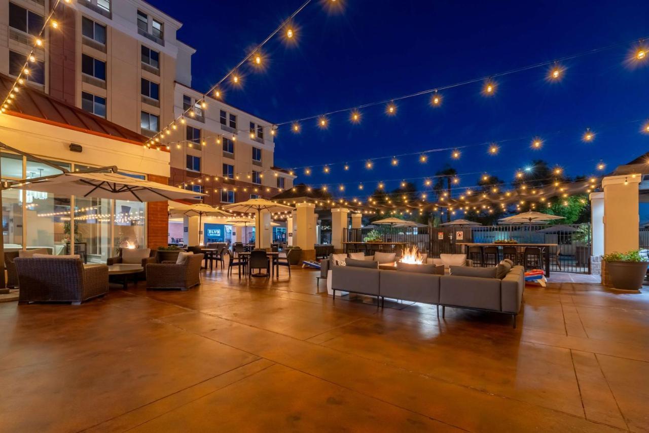Hilton Garden Inn Scottsdale Old Town Eksteriør billede